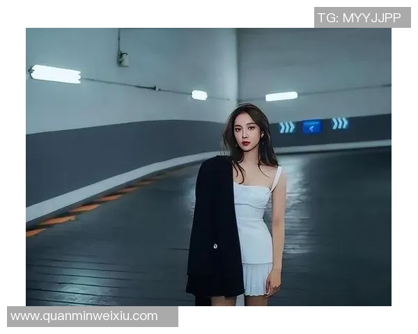 美娜独家采访足球明星揭秘他们的训练生活与赛场背后的故事 美娜独家采访足球明星揭秘他们的训练生活与赛场背后的故事